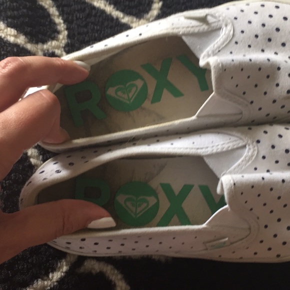 Roxy Size 7! - Picture 4 of 7